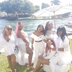 Meet your Posher, Shana